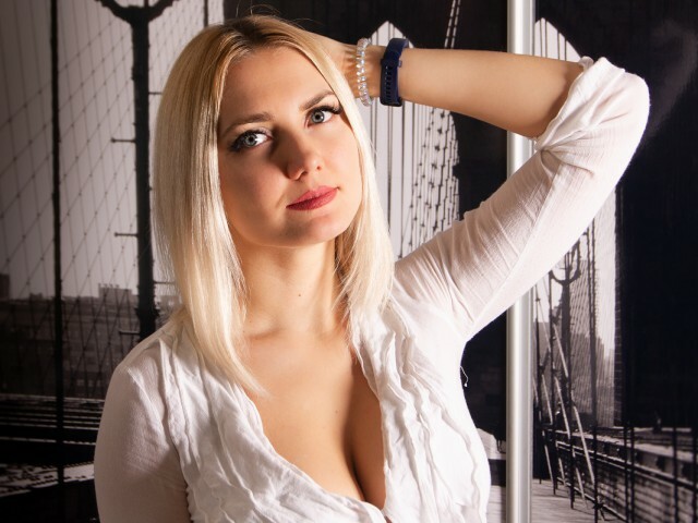 Elise online foto 1