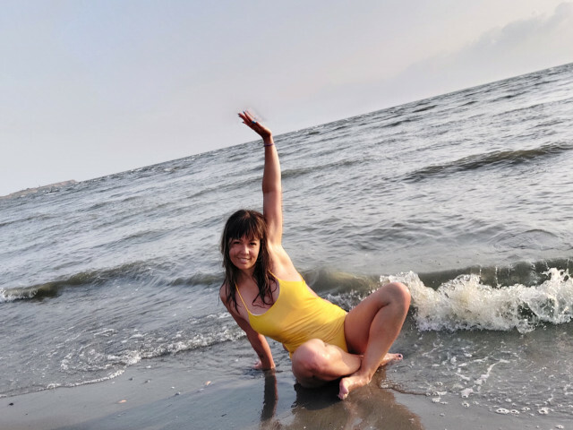 Karina2424 online foto 1