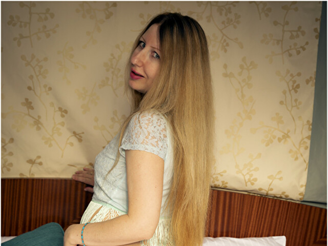 Nicolemay online foto 2