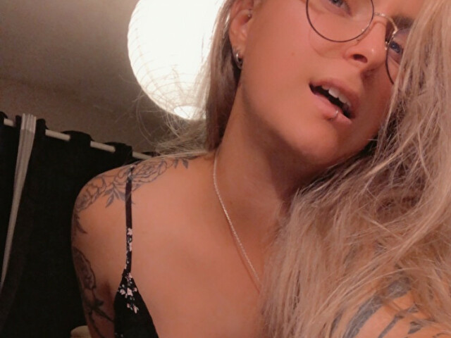 Valentineee online foto 2
