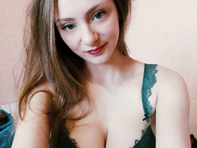 Laura48 online foto 2