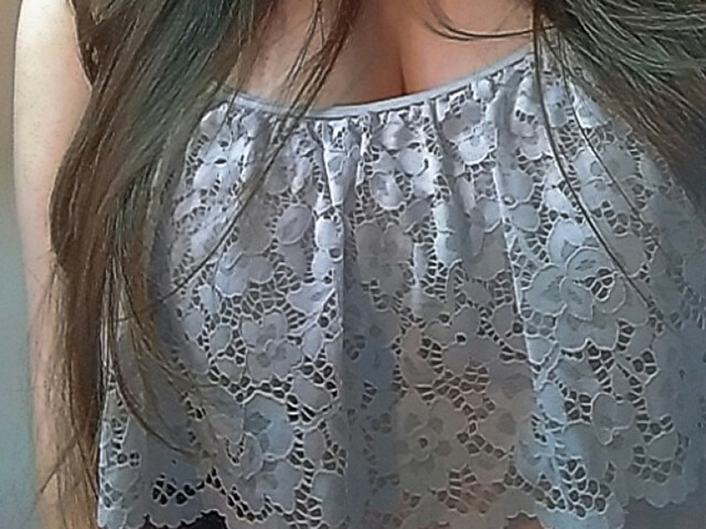 Laura0068 online foto 4