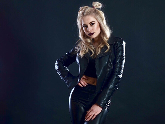 Littleboooo online foto 1