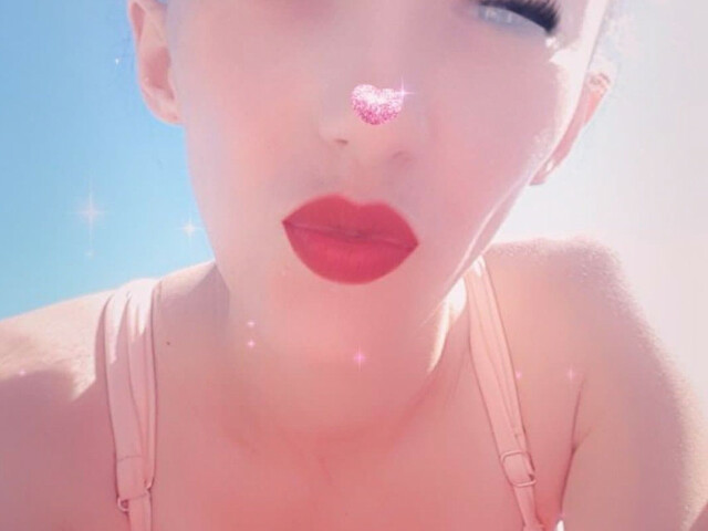 Lylouu83 online foto 3