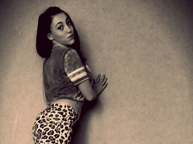 Lylouu83 online foto 2