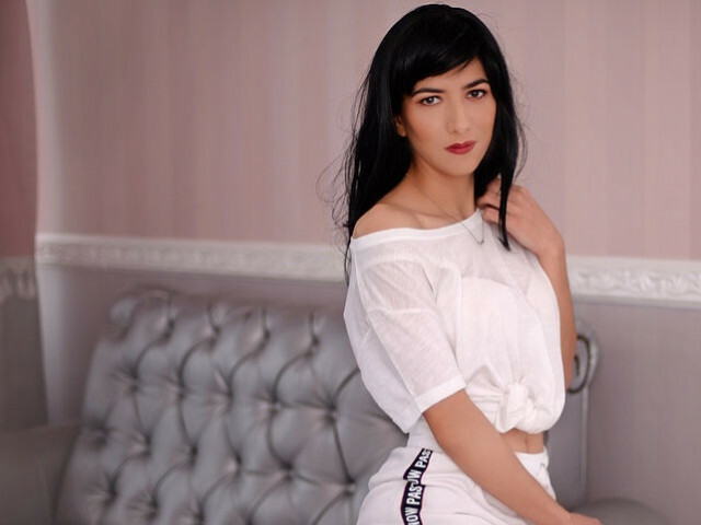 Taylor25 online foto 1