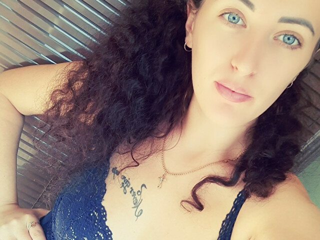 Ladykarina online foto 3