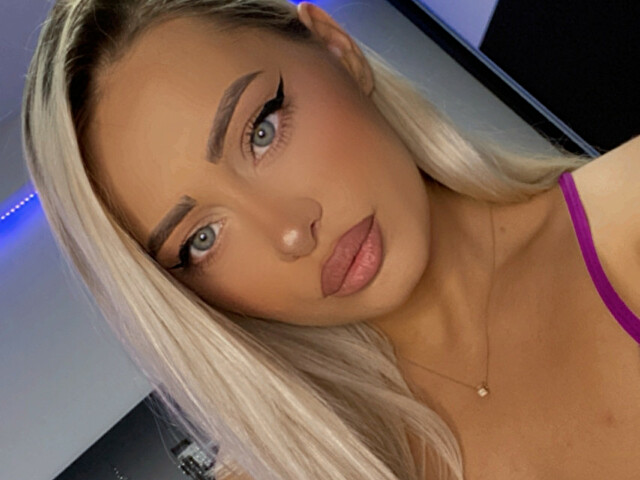 Erikacharm online foto 1