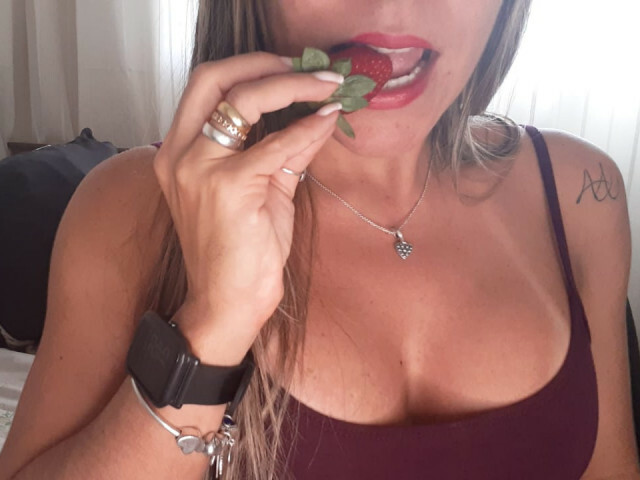 Carolferrari online foto 1