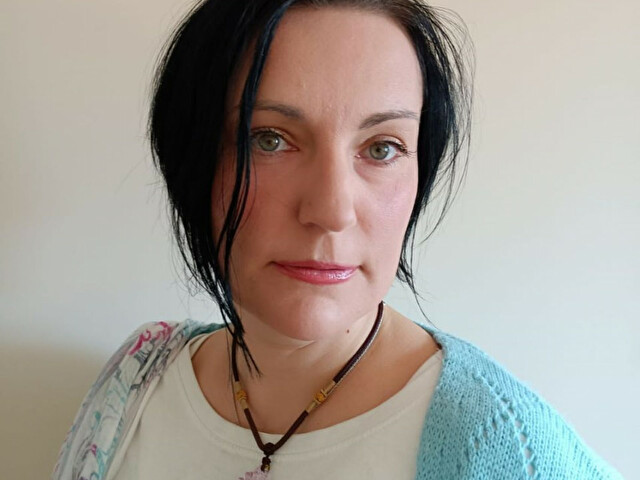 Adelalive online foto 4