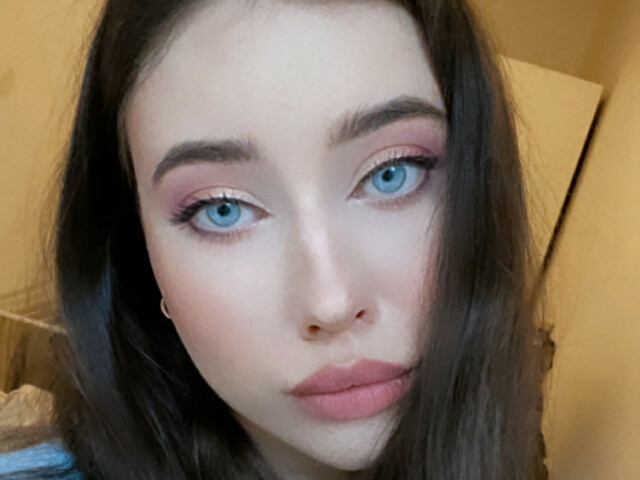 Newmia online foto 4