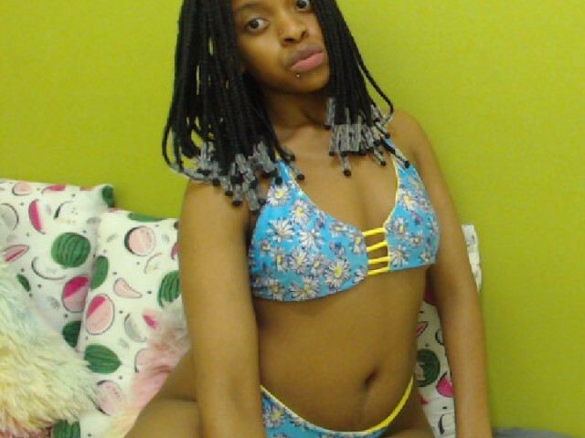 Thandeka online foto 3