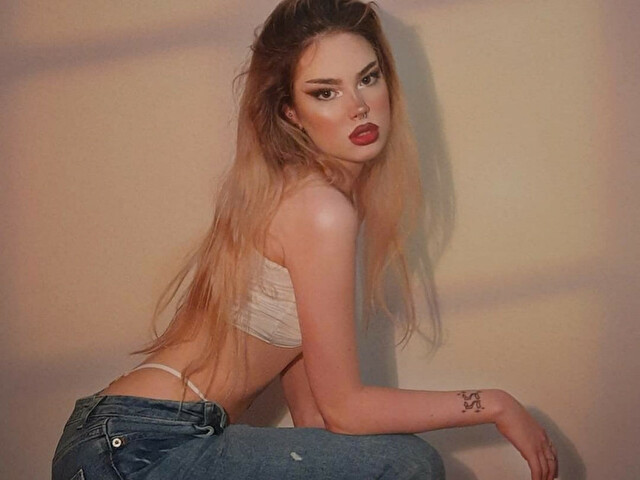 Zoeyx online foto 1