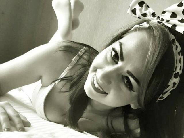 Emmyhot online foto 2